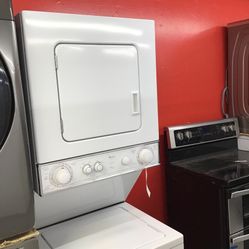Whirlpool 24” Stackable Washer And Dryer. 1 year Warranty 