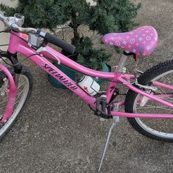 Specialized Hotrock 7 Speed Girls Bike