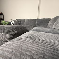Beautiful Sectional Couch With Ottoman 