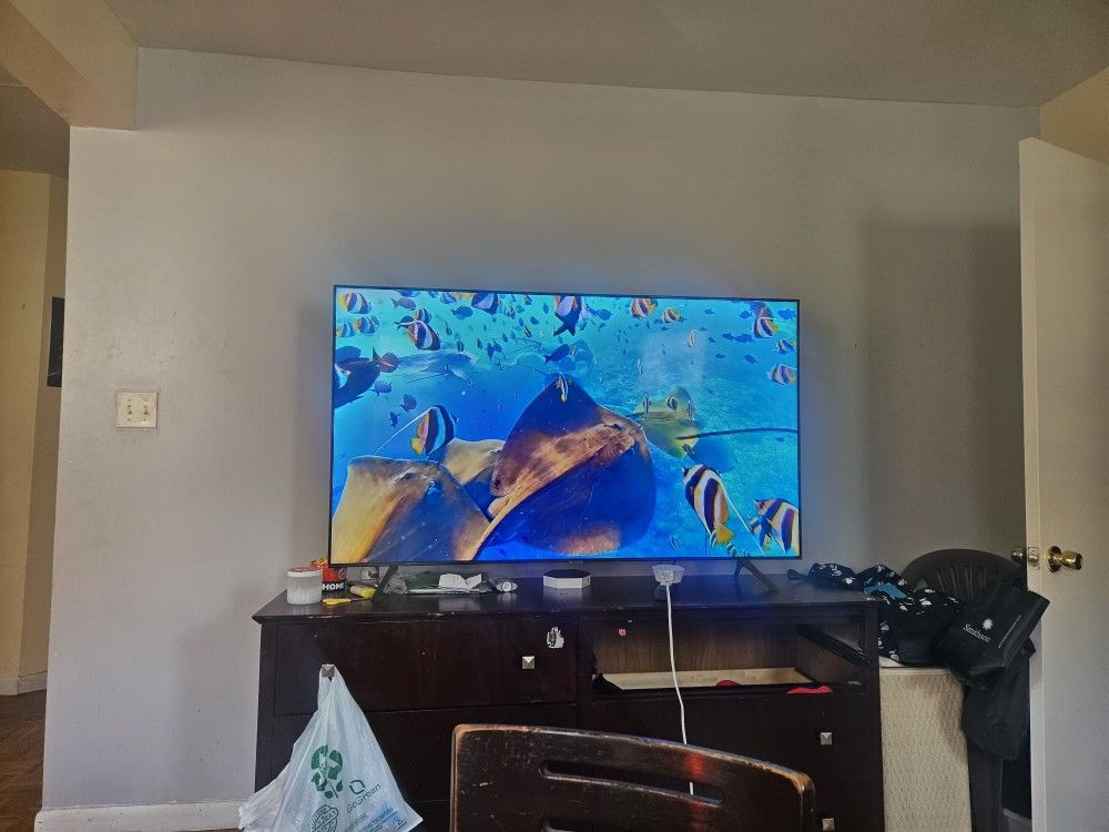 75 Inch Samsung Crystal Qled 4k Uhd Hdr TV