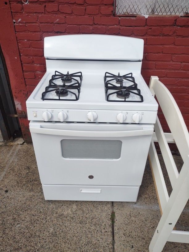 White GE Gas Store Working Perfect Condition