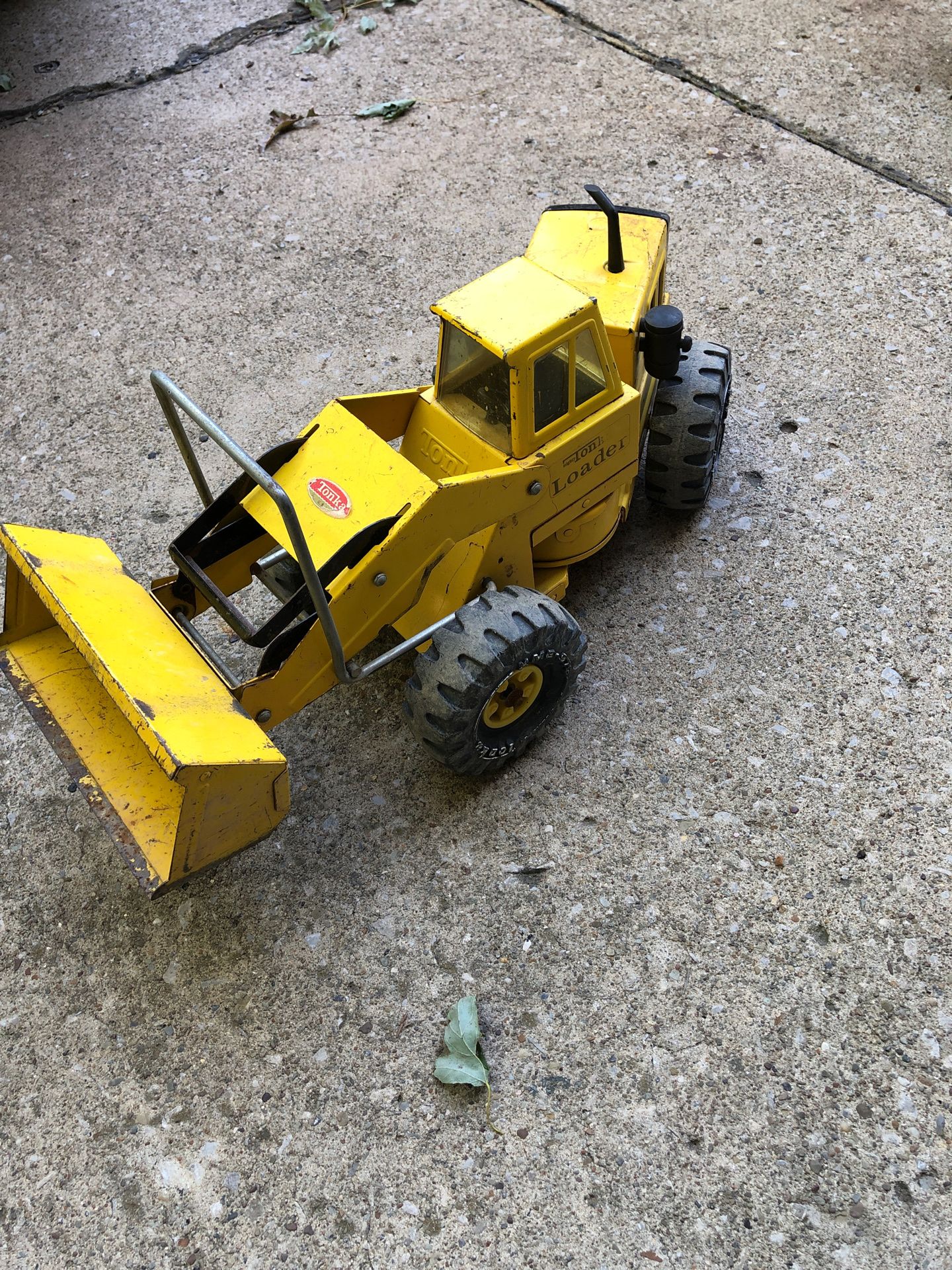 Mighty Tonka loader vintage