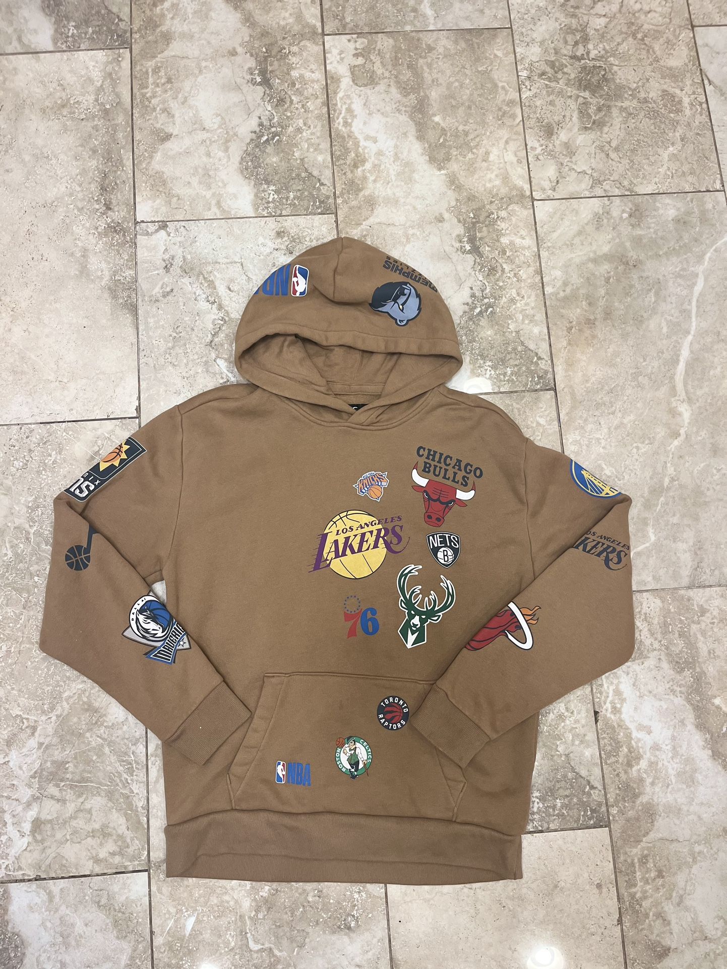Hollister NBA All Team Logo Hoodie Size Medium