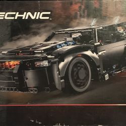LEGO TECHNIC THE BATMAN BATMOBILE 42127