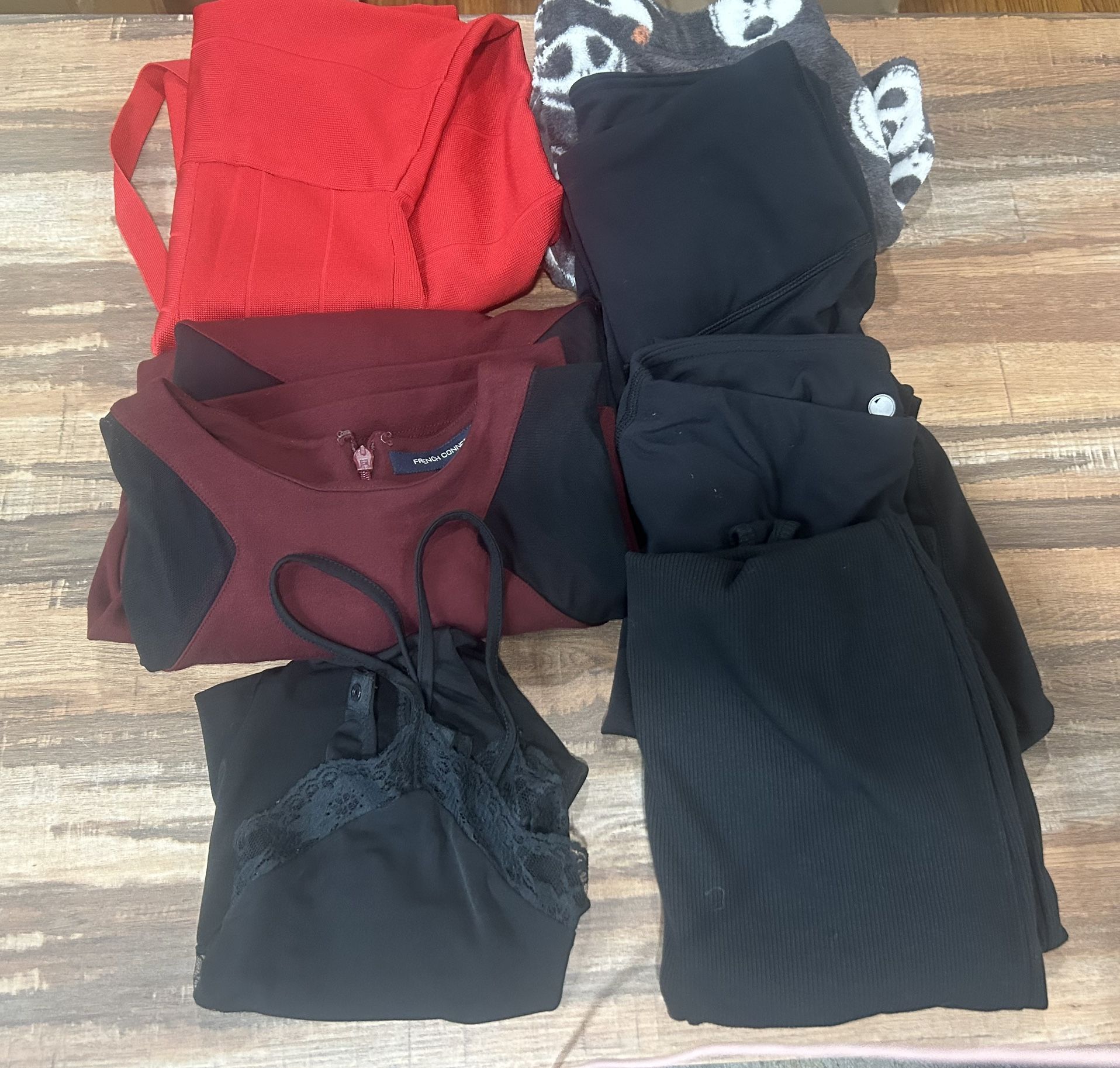 Woman’s XS Clothing Bundle