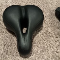 Wide Bicycle Seat With Cover