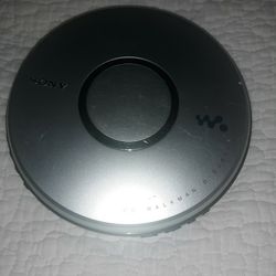 SONY CD WALKMAN  D-EJ011 MODEL. DISCONTINUED MODEL!  Vintage.