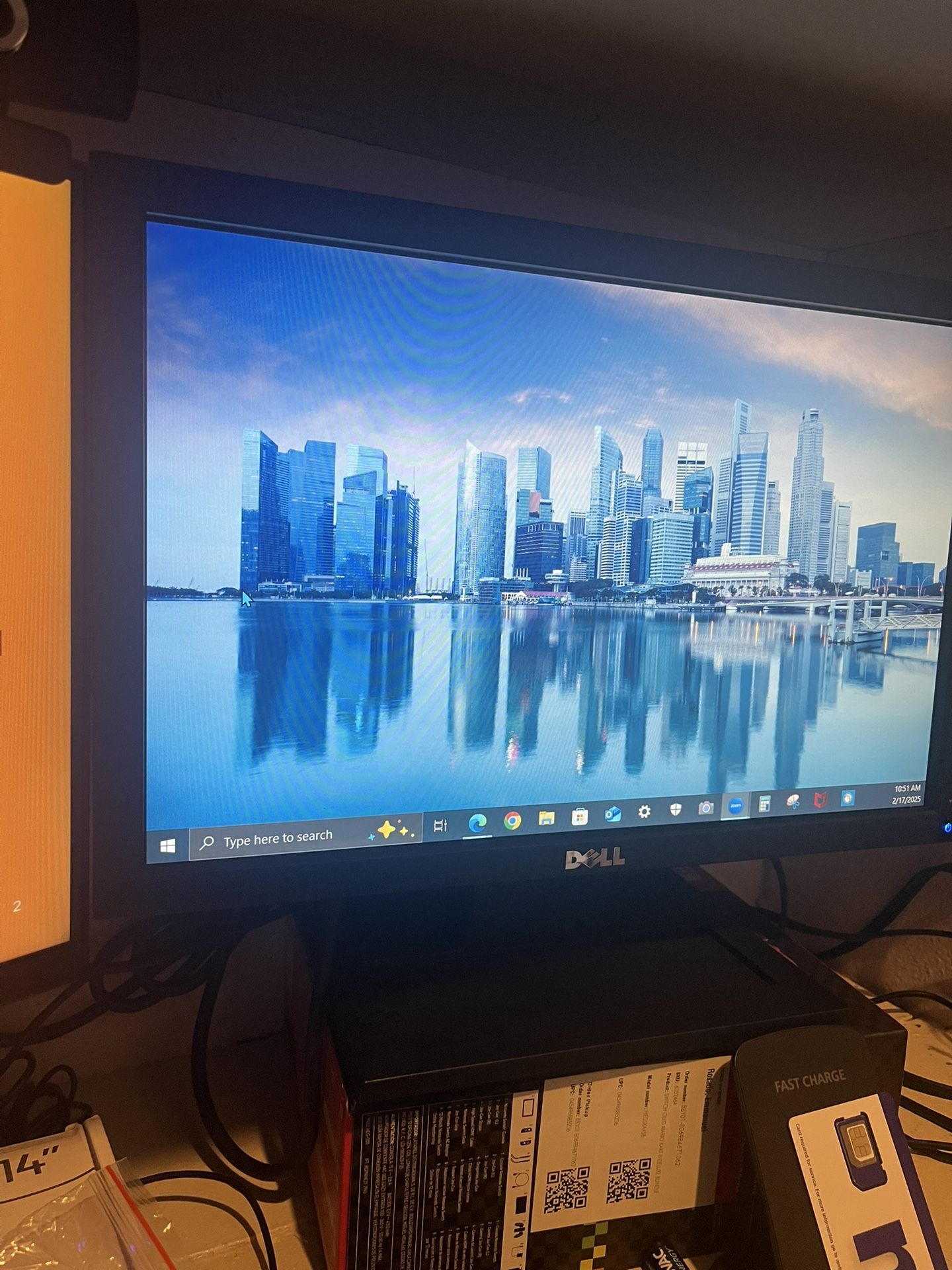 HP Elite/Pro Desktop Computer Core i3 4GB RAM WiFi 164GB 17in LCD