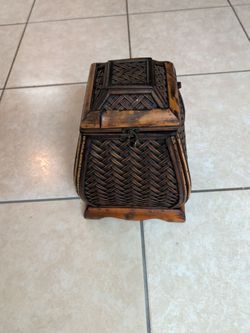 Woven Rattan Bamboo Trunk Storage Box