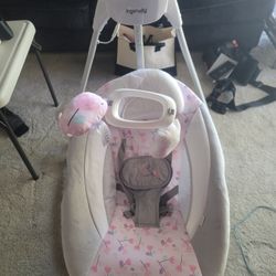 New Barely Used Infant Swing