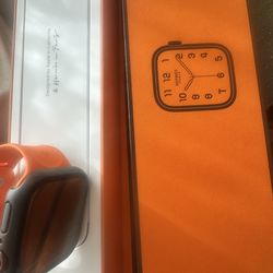Hermes Apple Watch Series 7 45mm Black with Hermes Orange Sport band GPS+Cell