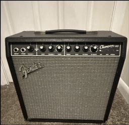 Fender Champion 40 40W Combo Solid State Guitar Amp 2-Channel 8 Ohm Practice