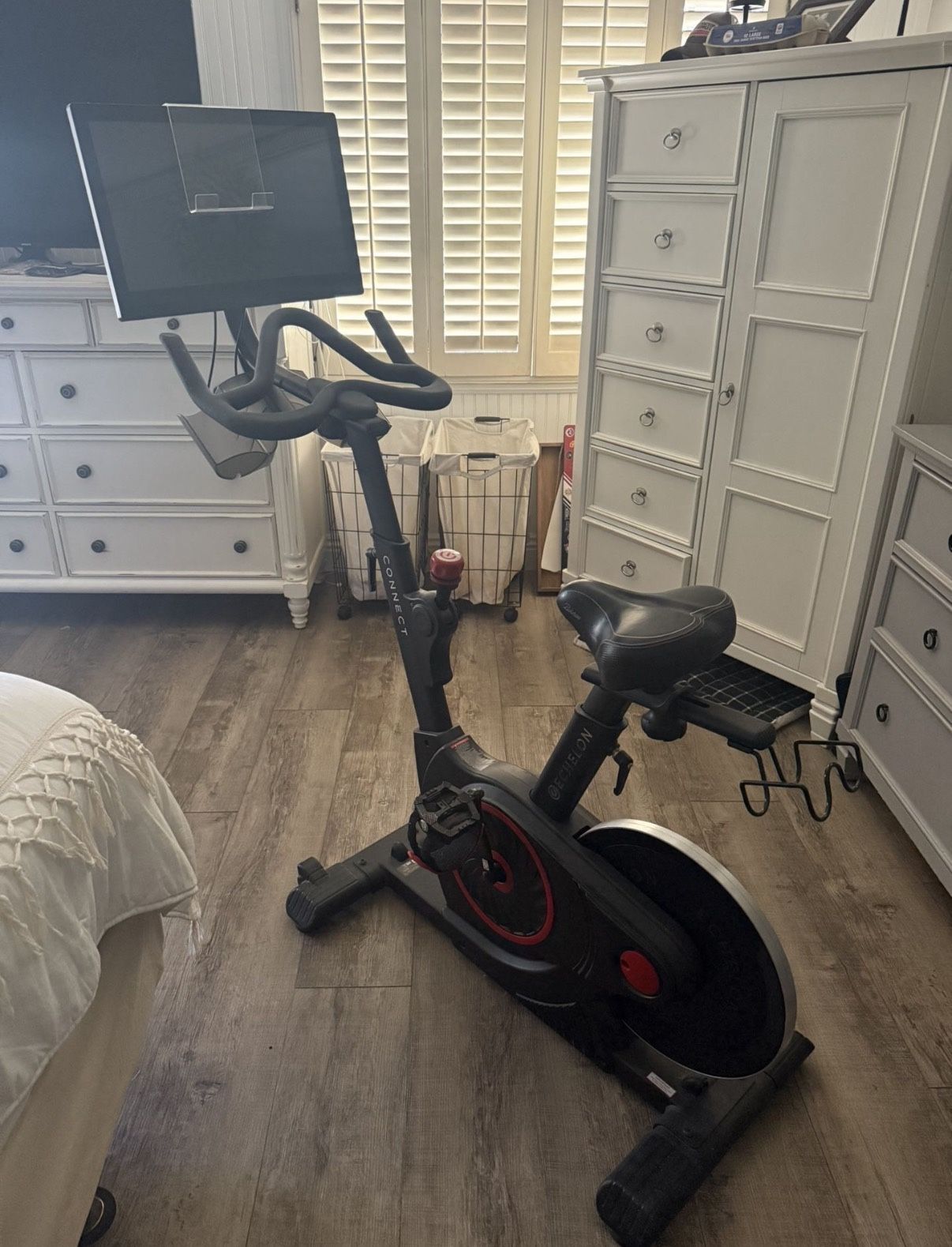 Echelon Indoor Cycling Sports Exercise Bike
