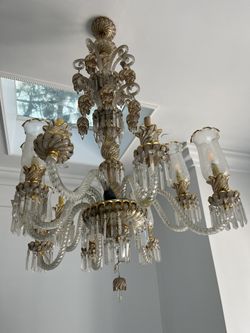 Chandelier 