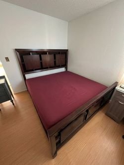 California King bed set
