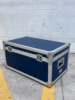 DormCo VIN Armored Trunks - Nightfall Navy 30.5" x 18.25" x 15.25"