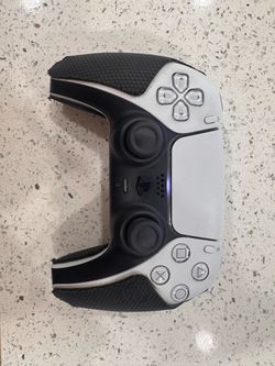 PS5 CONTROLLER (GOOD USED)