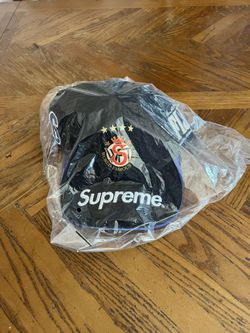 Supreme Fiji 6-Panel Black
