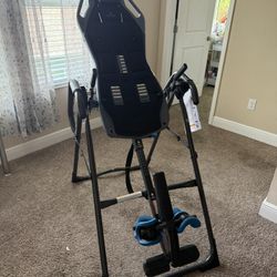 Teeter FitSpine Inversion Table – Excellent Condition