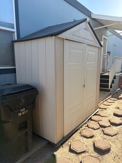 Plastic storage