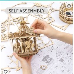 3D Wooden Puzzles Music Box - DIY Model Building Kit Mechanical Merry-go-Round Exquisite Display 