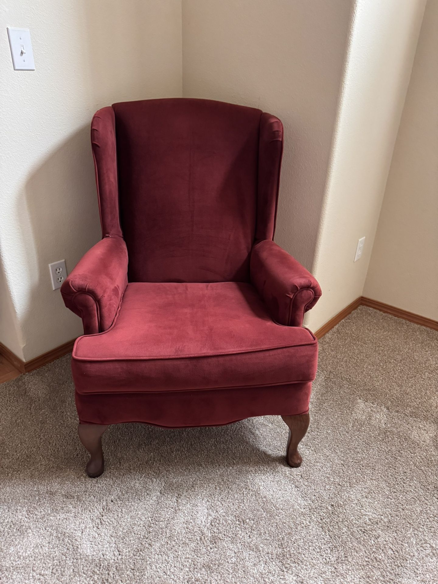 Upholstered Reading Chair