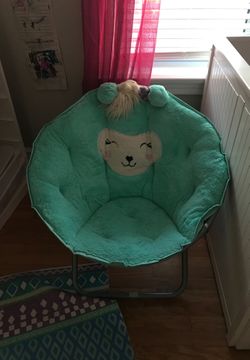 1 of comfy child chairs
