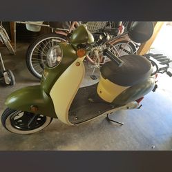 2004 Honda Metropolitan Scooter