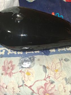 Motorcycle gas tank