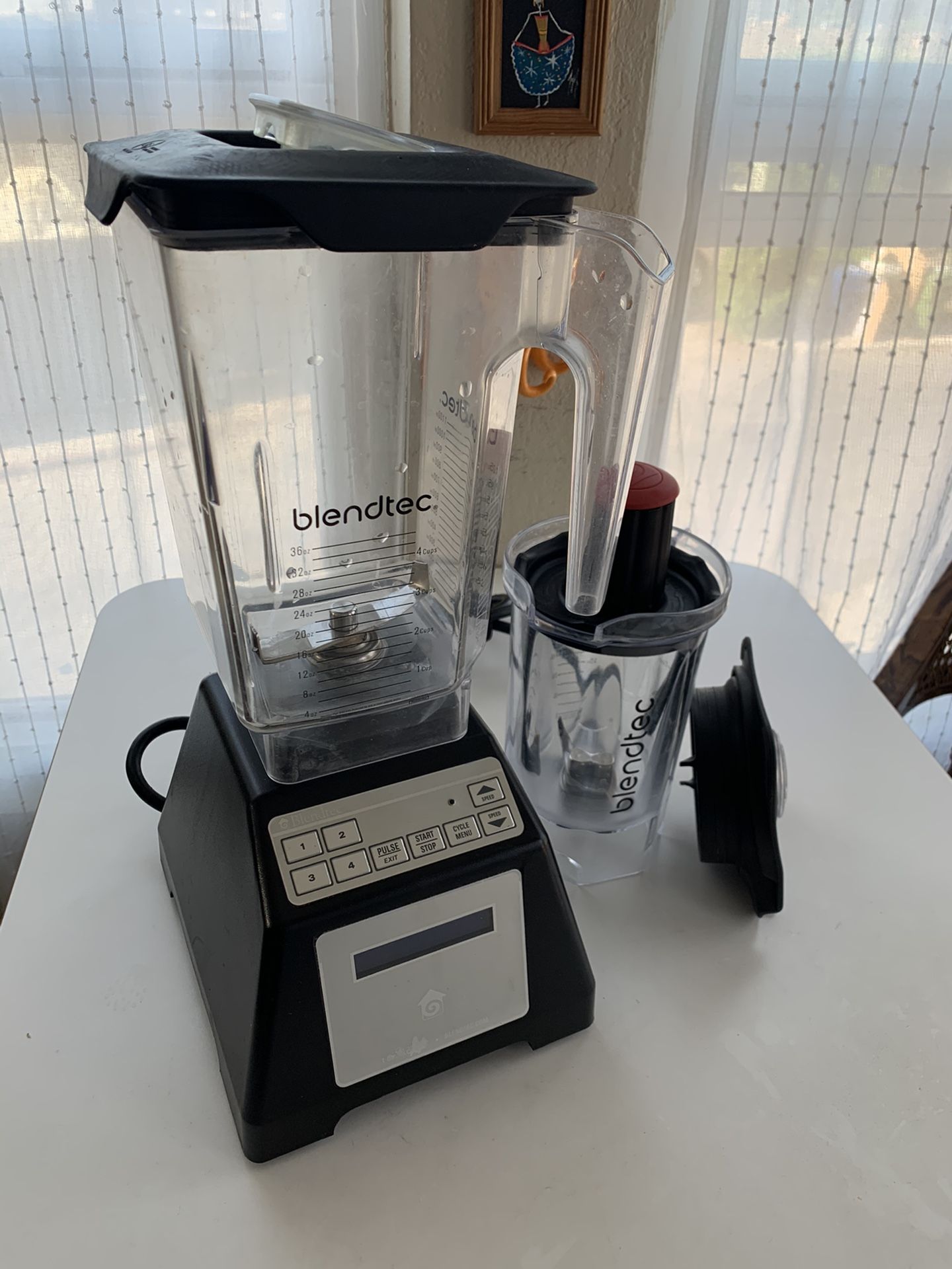 Blendtec Wildside blender jar and twister jar