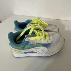 Puma Sneakers For Girls Size In Pics Very Nice