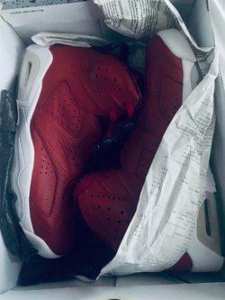 DS BRAND NEW JORDAN SIZE 11.5 RED VARSITY 6