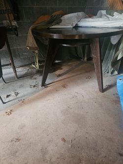 Circular Solid Wood Dark Brown Dining/Kitchen Table