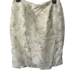Silk Club Floral Embroidered Beaded Sheer A-Line Vintage Silk Skirt Size 6 Lined  Comes from a pet and smoke free home.  Measurements are in the pictu