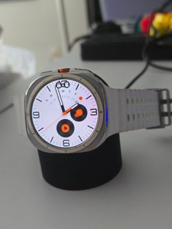 Samsung Galaxy Watch Ultra – Excellent Condition – Original Box – $350