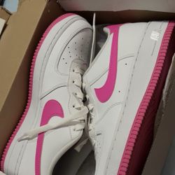 Air Force 1s sz 7 