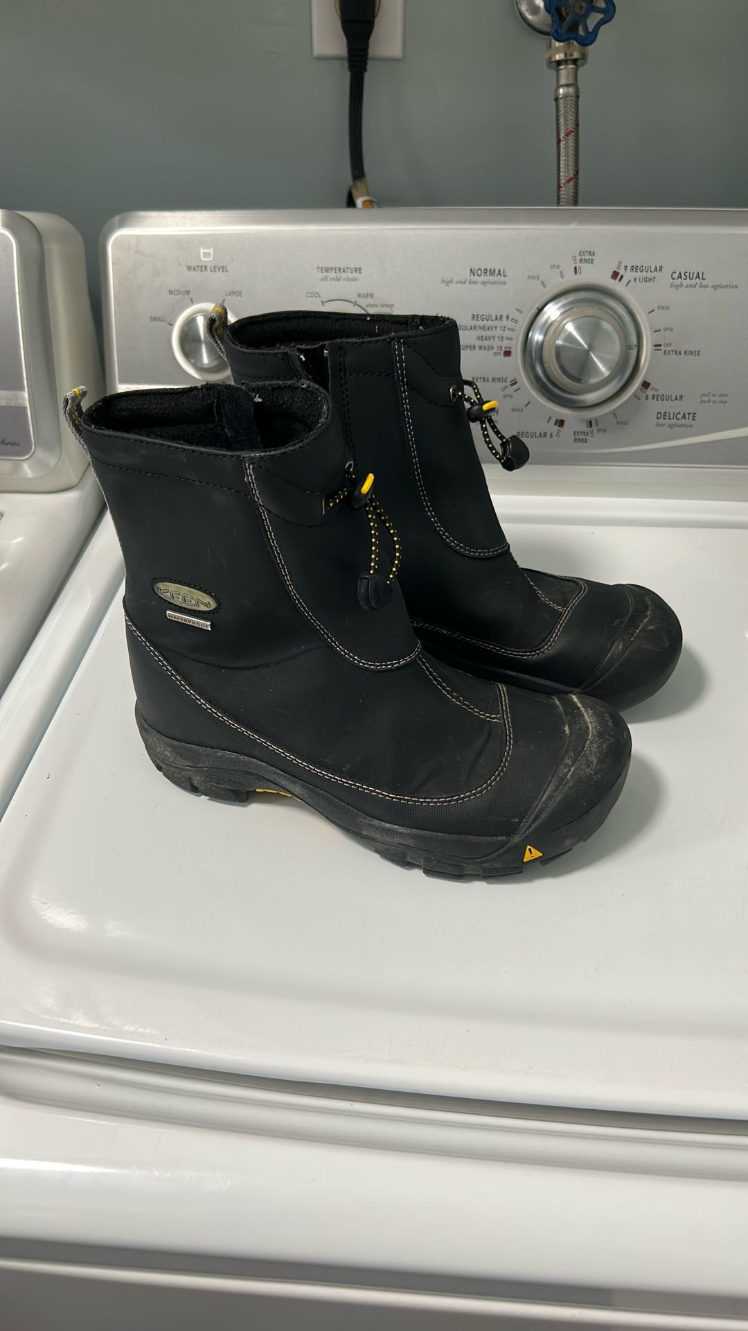 Keen, Size 6, Boots