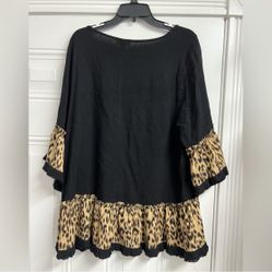 Umgee Women's 3/4 Bell Sleeve Black/Leopard Top 