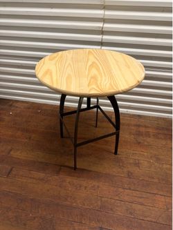 Adjustable Round Wood Top Side / Dining Table