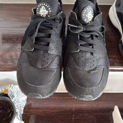 Nike Hurache Size 10. (no Box)