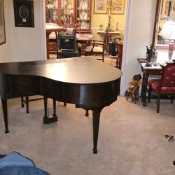 Baby Grand Piano 3