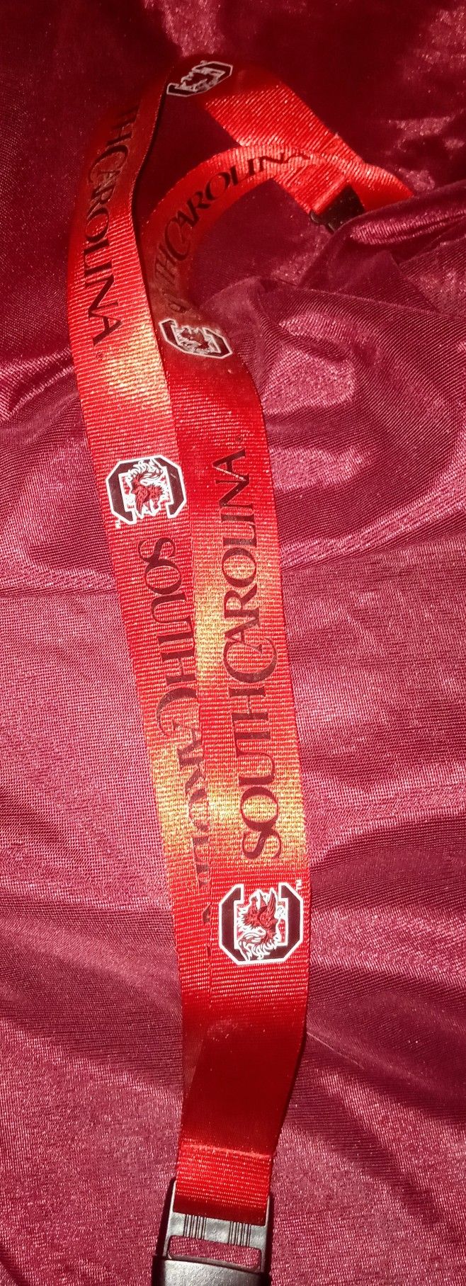 NWT College Football SC Gamecocks Necklace Keychain