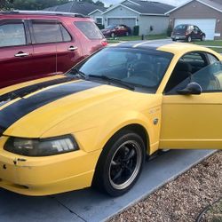 2004 Ford Mustang