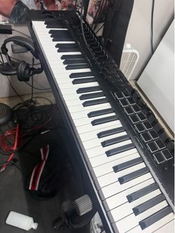 Oxygen Pro 61 MIDI controller