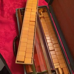 ANTIQUE MAH JONG SET FROM 1959’s