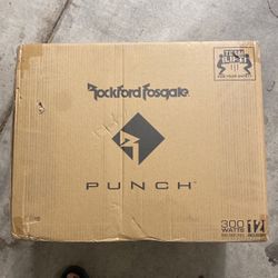 12 inch Fosgate amplified woofer