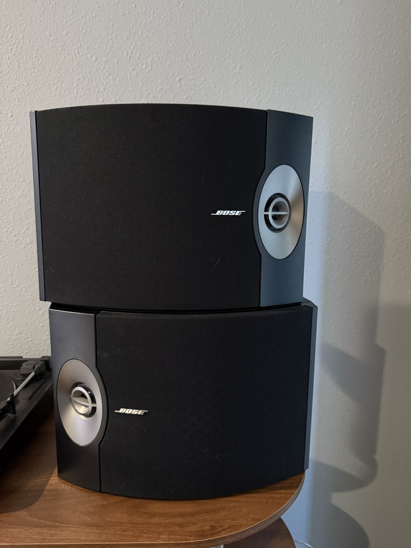 Bose 301 Series V Direct/Reflecting Bookshelf Speakers Pair