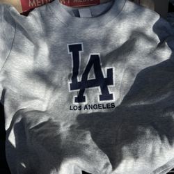 Los Angeles Sweater 