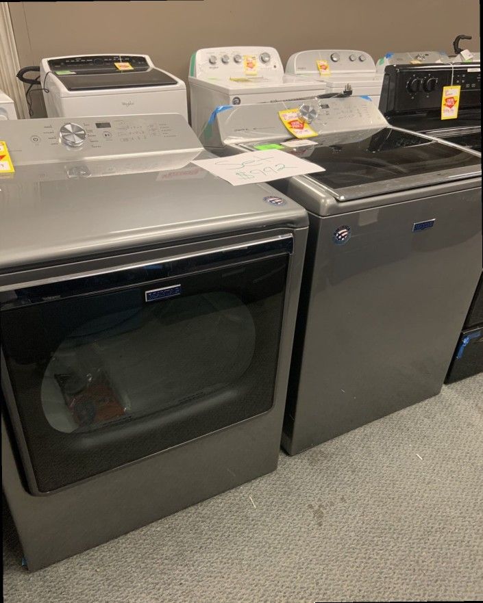 MAYTAG WASHER AND DRYER MEDB835DC MVWB855DC 🌟