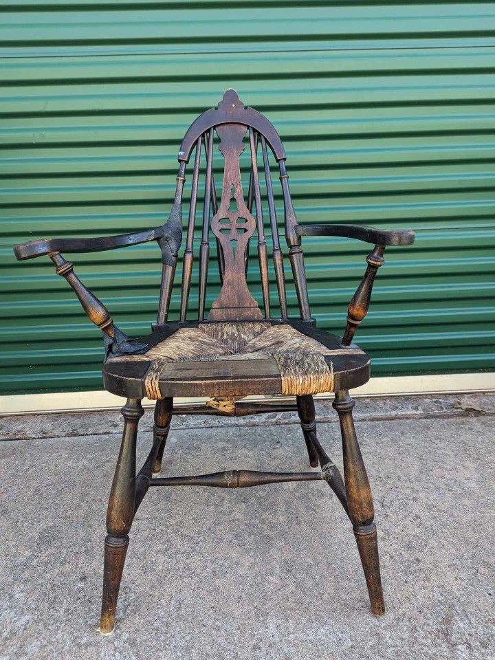 Antique Windsor Style Chair 